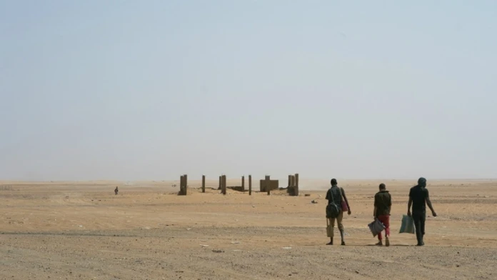 Migranti na púšti Sahara