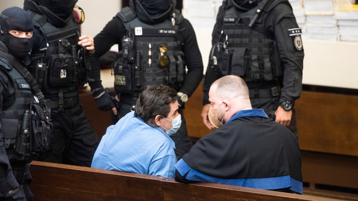 Marian Kočner s právnym zástupcom Marekom Parom.