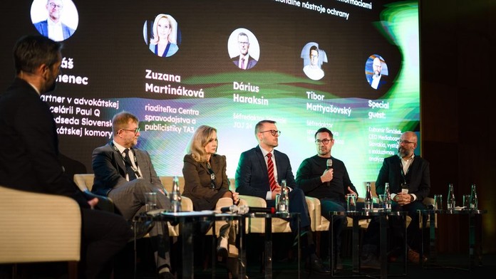 V ére hoaxov a sociálnych sietí si televízia drží pozíciu jedného z najdôveryhodnejších médií