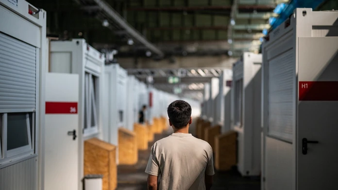 Plán, ktorý prepíše pravidlá EÚ: Päť krajín chce posielať odmietnutých migrantov mimo Európy