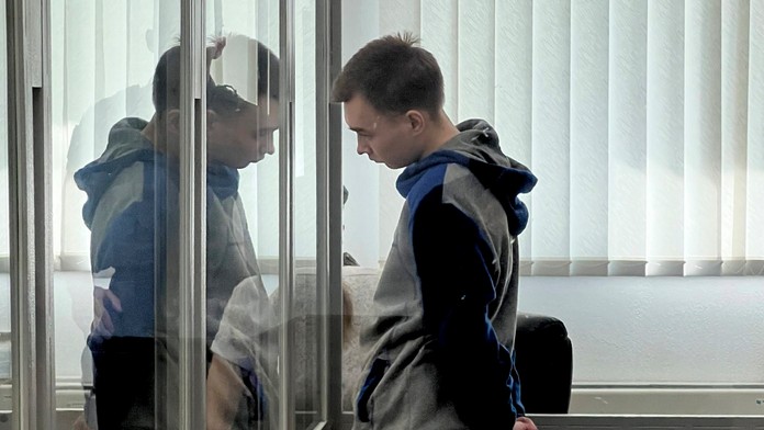 Kyjev zmiernil trest ruskému vojakovi Šišimarinovi odsúdenému za zabitie civila