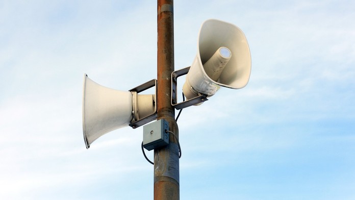 Po celej Ukrajine zneli znova poplašné sirény. Stalo sa tak len deň po vlne ruských náletov