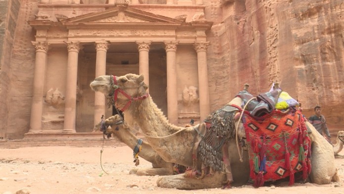 Skalné mesto Petra.