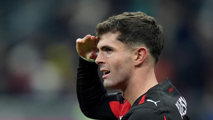 Milánske derby rozhodol jediný gól. Inter prišiel o post lídra Serie A