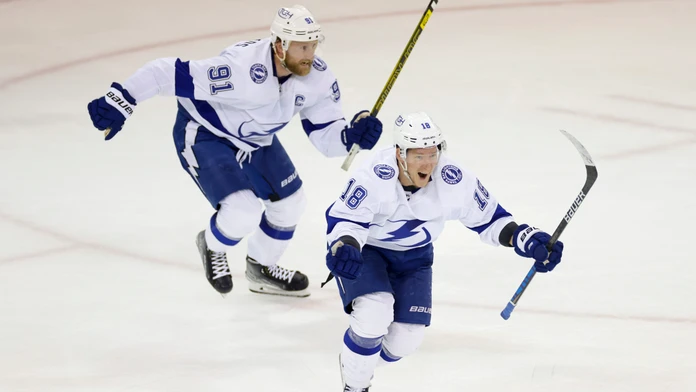 Tampa sa ujala vedenia v sérii s Rangers, opäť rozhodol v závere Palát