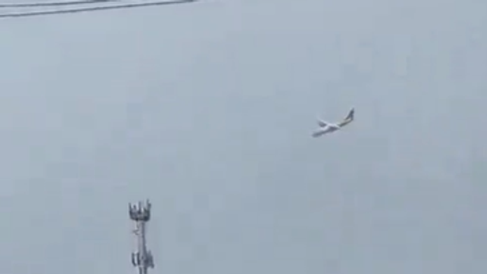 VIDEO: V Brazílii havarovalo dopravné lietadlo s desiatkami ľudí na palube. Stroj po náraze explodoval