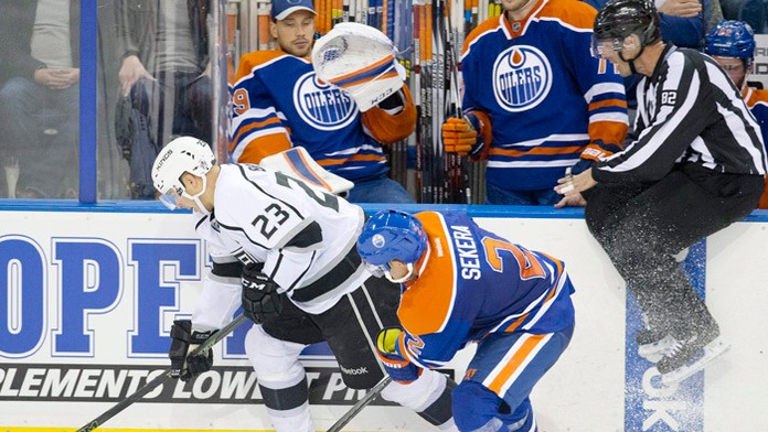 Los Angeles Kings vyhrali v Kanade 3:2.