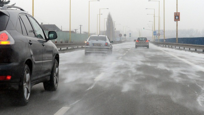 V Košiciach sa môžu tešiť z prvého snehu.