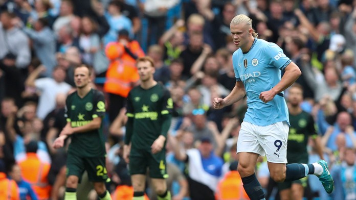Premier League: Liverpool prvýkrát v sezóne zaváhal, Manchester City opäť potiahol Haaland