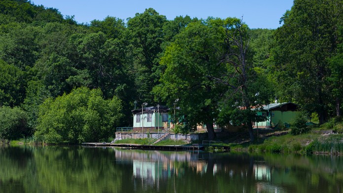 Výletná reštaurácia pri jazere Izra v Slanských vrchoch.