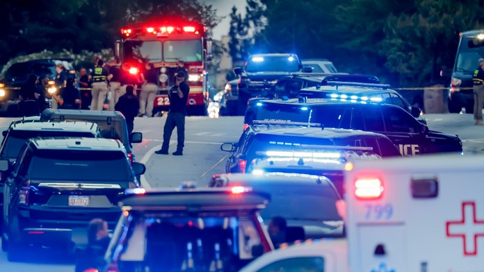 Pri univerzitnom kampuse v USA strieľal neznámy útočník, je mŕtvy