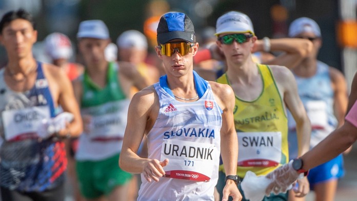 Na snímke slovenský reprezentant v chôdzi na 20 km Miroslav Úradník počas pretekov na OH v Tokiu.