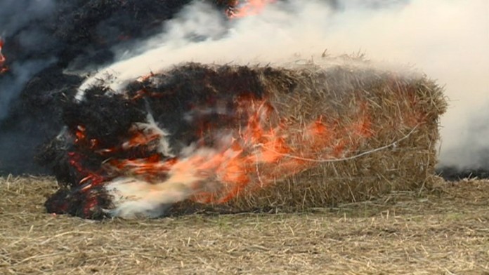 Požiar slamy