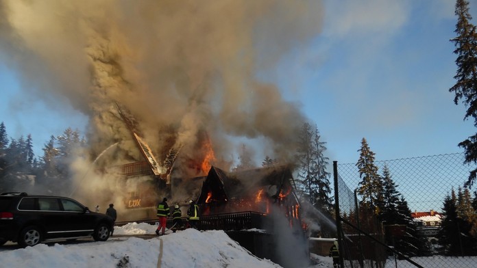  Požiar chaty Lux.