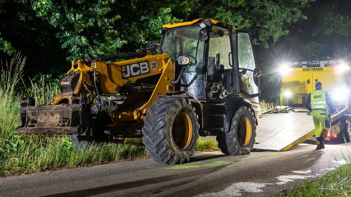 FOTO: Obrovská tragédia v detskom tábore. Dvaja mŕtvi a desať zranených detí pri hre na bagri