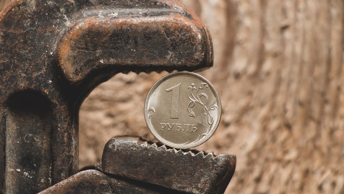 Ázijskí obri Rusko pred krachom nezachránia. Cena za pomoc by bola príliš vysoká