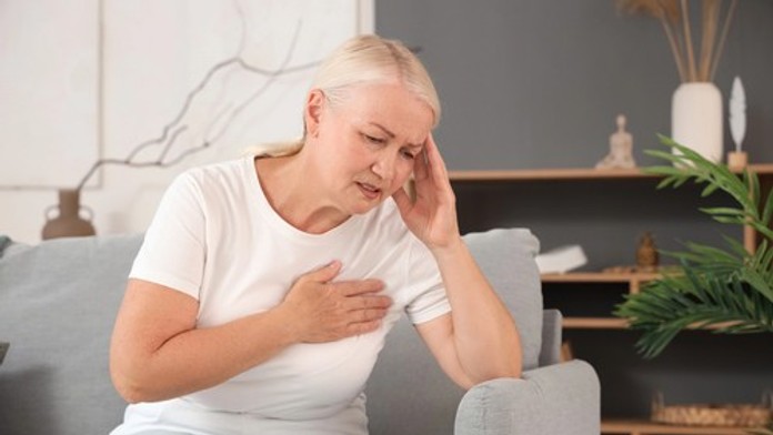 Infarkt sa u žien prejavuje inak. Mnohé si príznaky mýlia s únavou či virózou