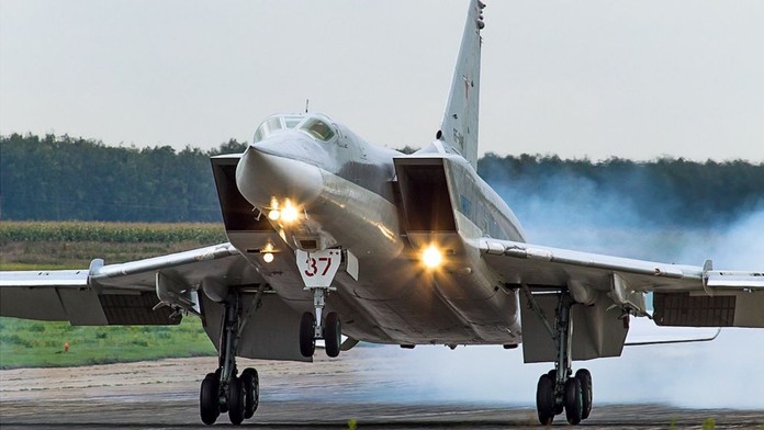 Hromadenie ruských bombardérov len 150 kilometrov od NATO. Môže to znamenať prípravu na novú jarnú ofenzívu