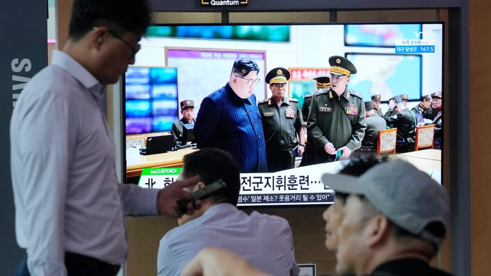 Na snímke líder KĽDR Kim Čong-un.