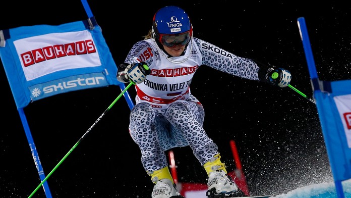 Veronika Velez-Zuzulová počas mestského paralelného slalomu v Štokholme.