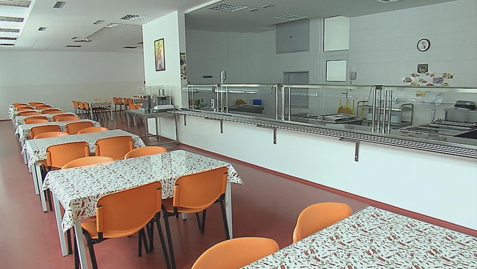 Študenti dvoch stredných škôl v Trnave sú bez obedov