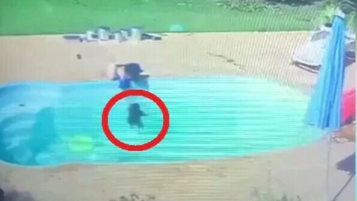 Zrážka kamiónov pri Trenčíne.