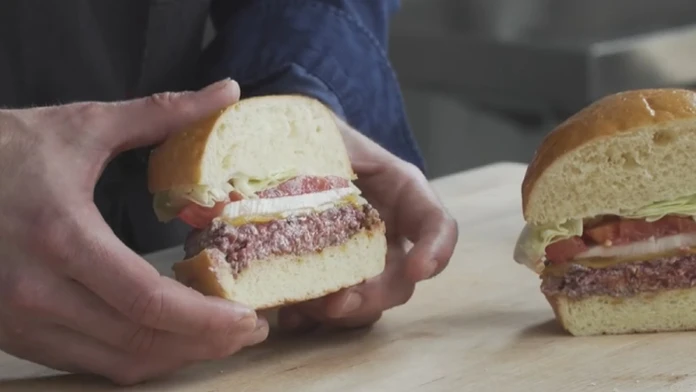 Hamburger z kmeňových buniek.