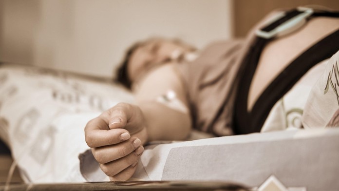 Tehotná žena v nemocnici (ilustračná snímka)