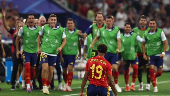 Dieťa, ktoré deň pred finále dovŕši 17. narodeniny. Videli sme produkt génia, rozplýval sa šéf Španielov