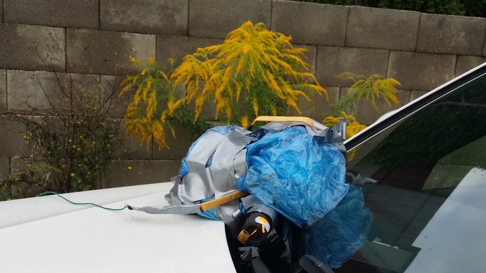 Košičan si našiel na BMW nebezpečné prekvapenie. Našťastie zasiahla polícia