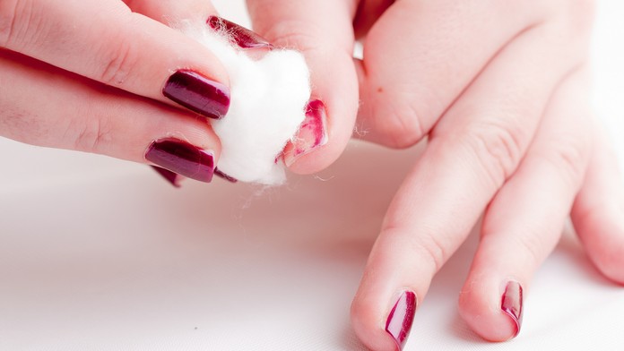 odlakovač na nechty