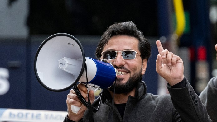 Irackého kresťana, ktorý vo Švédsku opakovane pálil Korán, našli mŕtveho