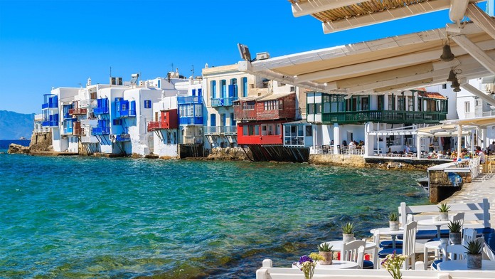 Turisti zostali na gréckom ostrove v poriadnom šoku. Za dva drinky zaplatili šialenú sumu