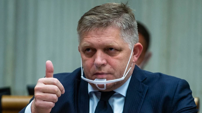 Robert Fico.