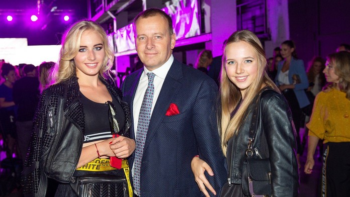 Boris Kollár s dcérami Saškou a Ester. 