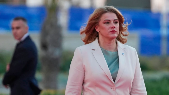 Politické zemetrasenie v Lotyšssku: Premiérka Siliňová vo štvrtok podá demisiu