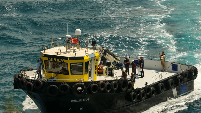 Nákladná loď Razoni.