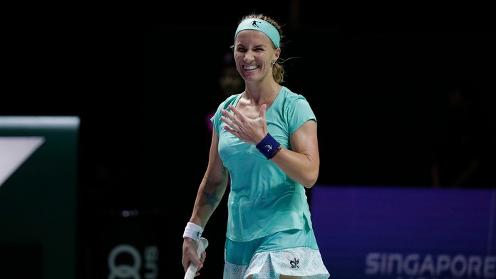 Svetlana Kuznecovová sa teší po výhre nad Agnieszkou Radwaňskou.