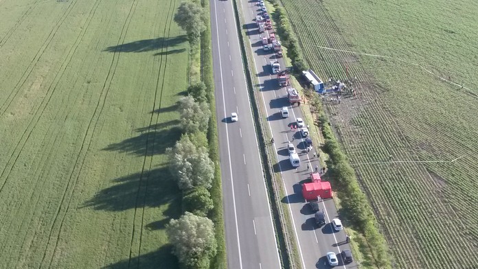 Nehoda autobusu pri Piešťanoch