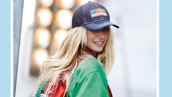 Briteny Spears pre Kenzo. 