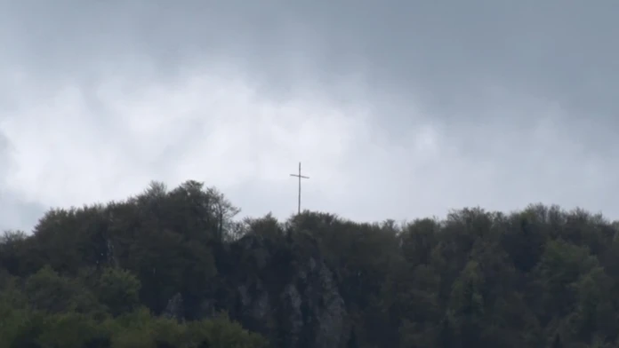 Kríž nad Rojkovom 