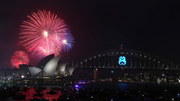 Silvestrovský ohňostroj 2015 Sydney.