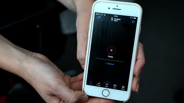 Výpadok mobilnej aplikácie jednej z najväčších slovenských bánk po hodinách opravili