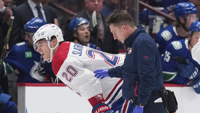 Slafkovský odchádzal s bolestivou grimasou. Montreal ho zaradil na listinu zranených