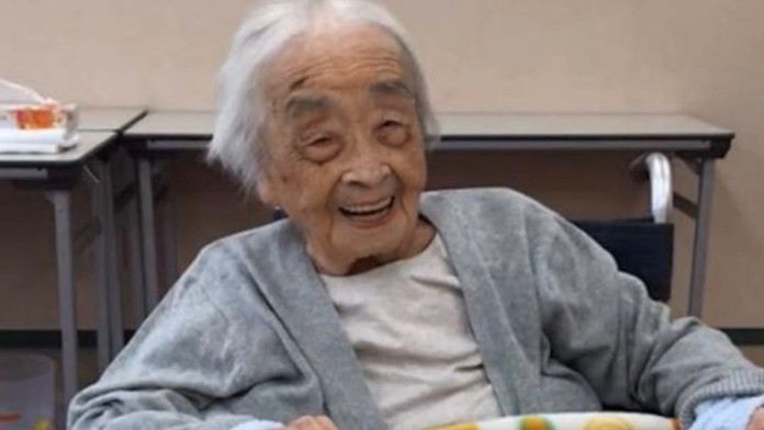 Japonka Čijo Mijako bola niekoľko mesiacov najstarším žijúcim človekom na svete.