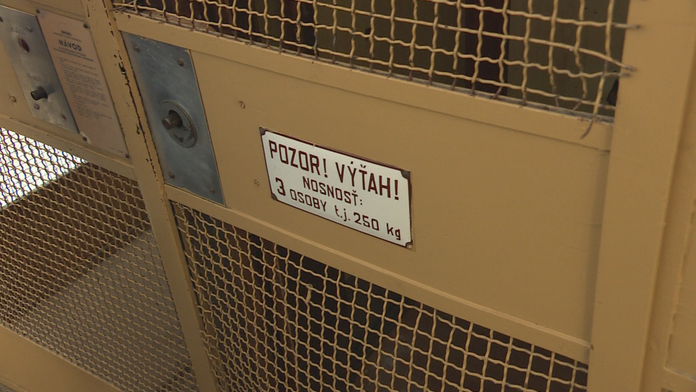 Vyšetrovanie výťahu, ktorý usmrtil mamičku s bábätkom, je na konci. Záver polície je prekvapivý 