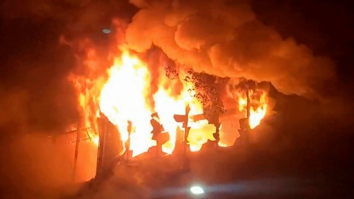 Požiar bytovky v Taiwane