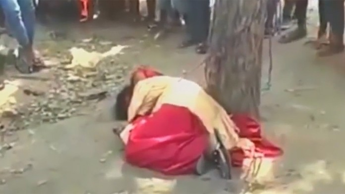 Tínedžerku priviazali o strom a mučili päť hodín.