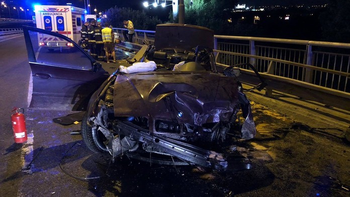 Mladík (18) sa zabil na BMW v Bratislave