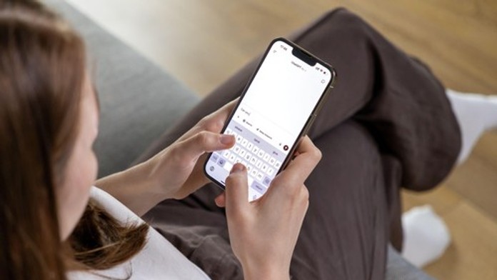 Umelá inteligencia pod drobnohľadom: Môže oslabiť naše kritické myslenie?